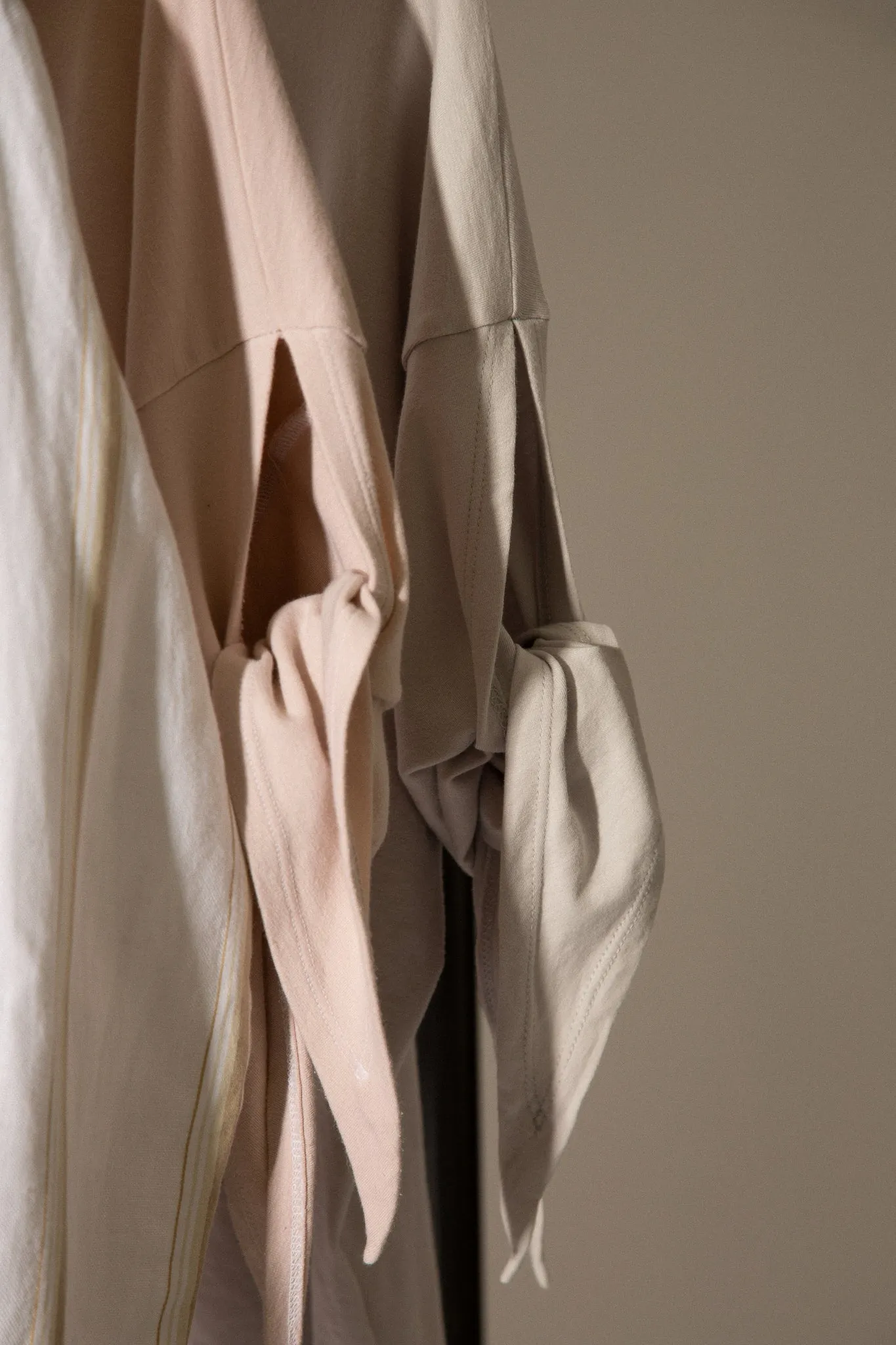 BOATNECK TIE-SLEEVE TOP IN PIMA COTTON STRETCH