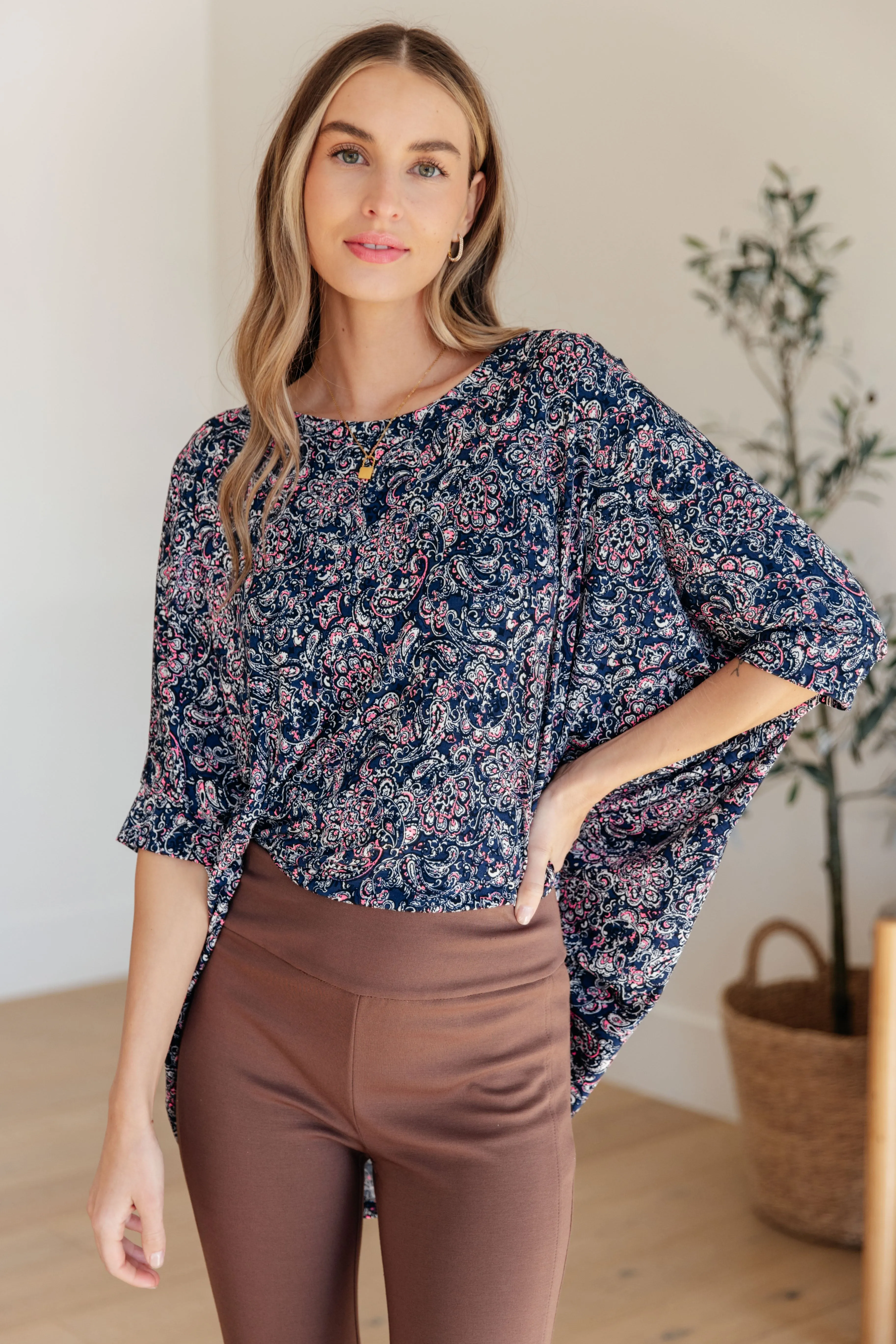 Dear Scarlett Essential Blouse in Navy Paisley