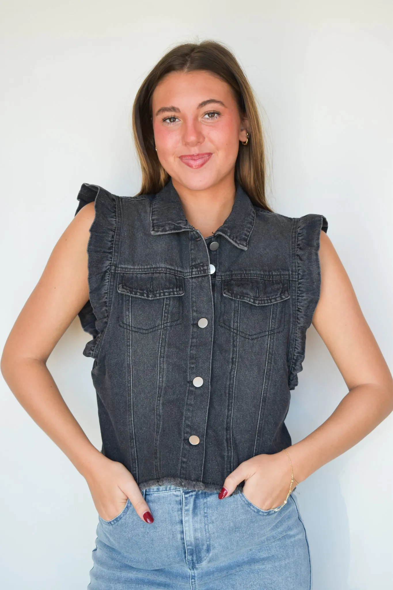 Flutter Sleeve Vest- Black