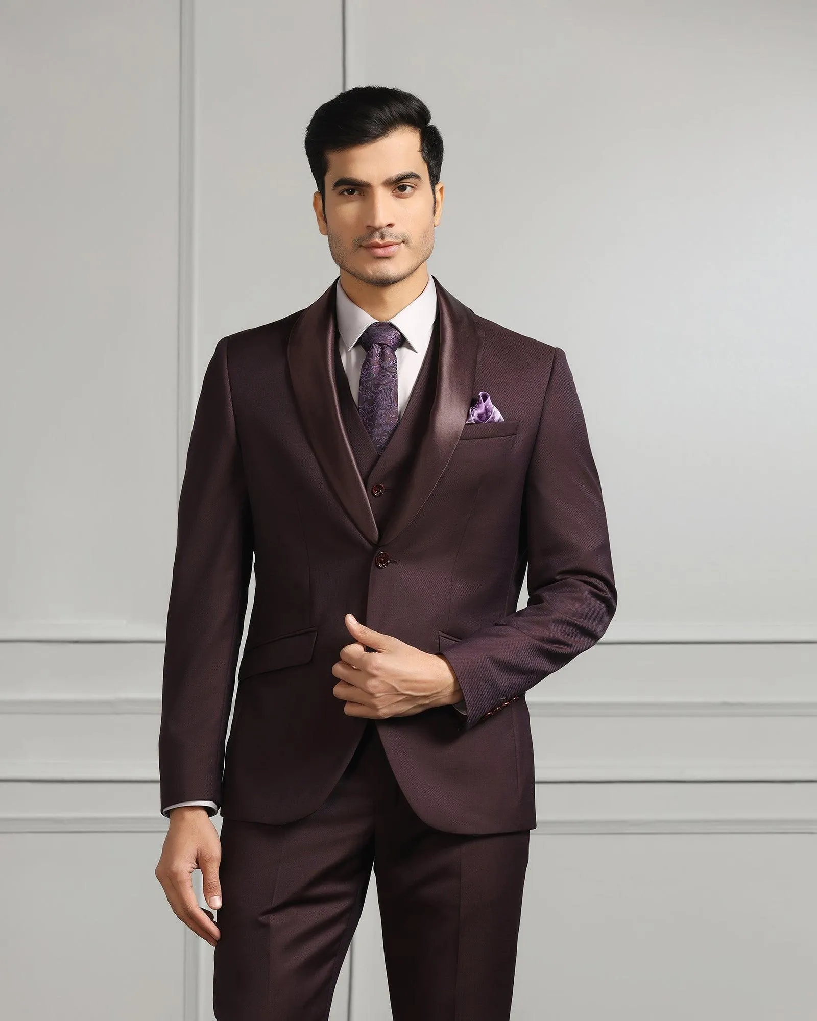 Luxe Tuxedo Three Piece Purple Solid Formal Suit - Oestin
