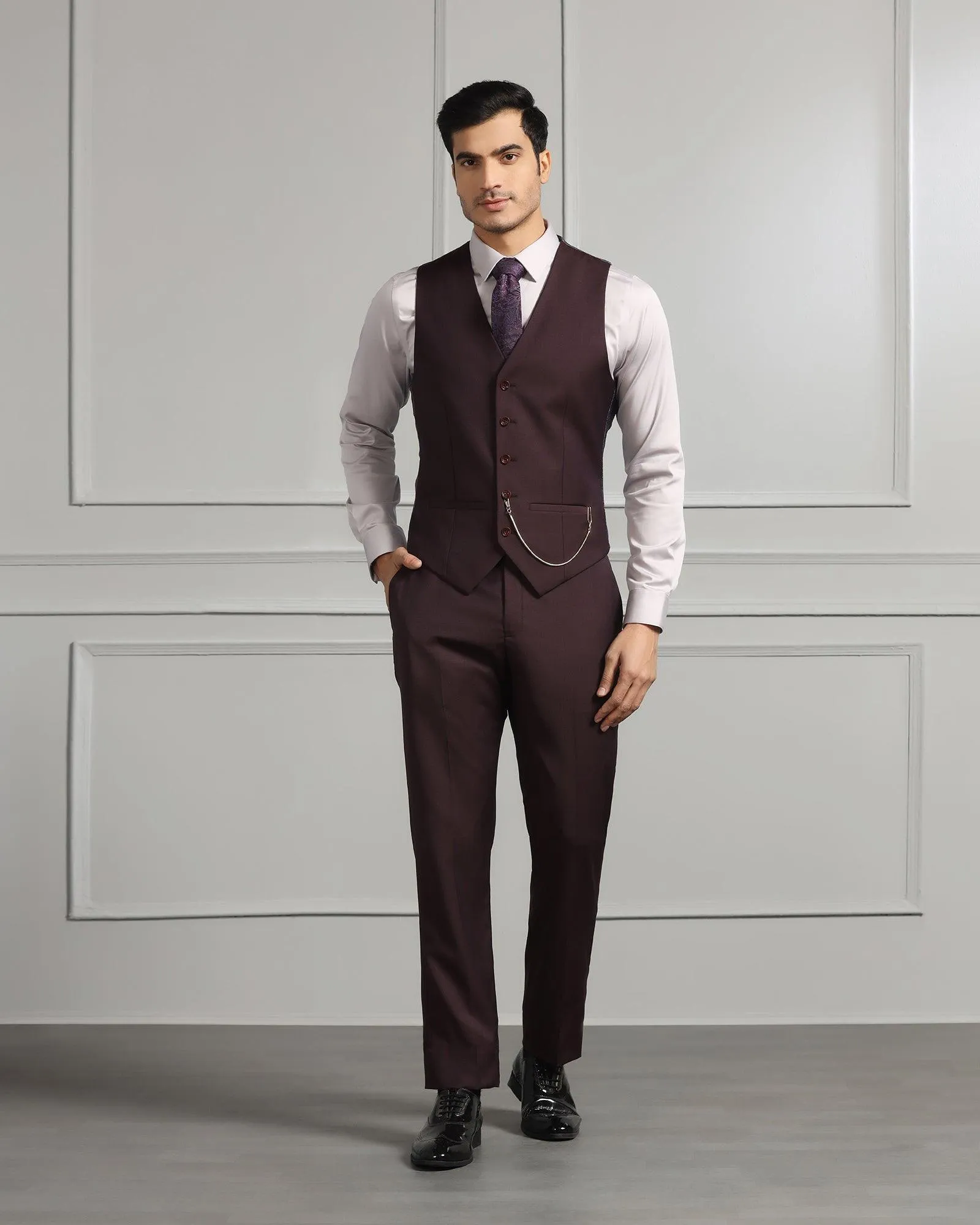 Luxe Tuxedo Three Piece Purple Solid Formal Suit - Oestin