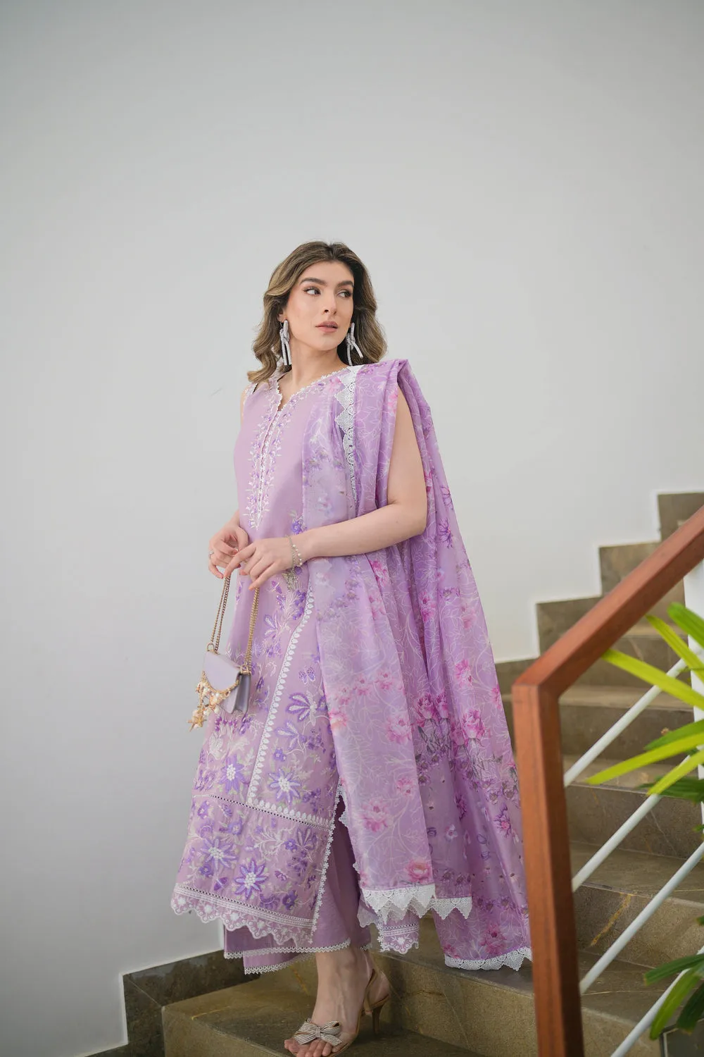 Luxury Lawn Vol 2 '24 - Lilac - Nel-24613 (RTS)