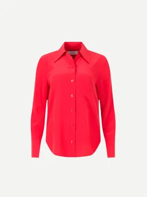 Quinne in Racing Red
