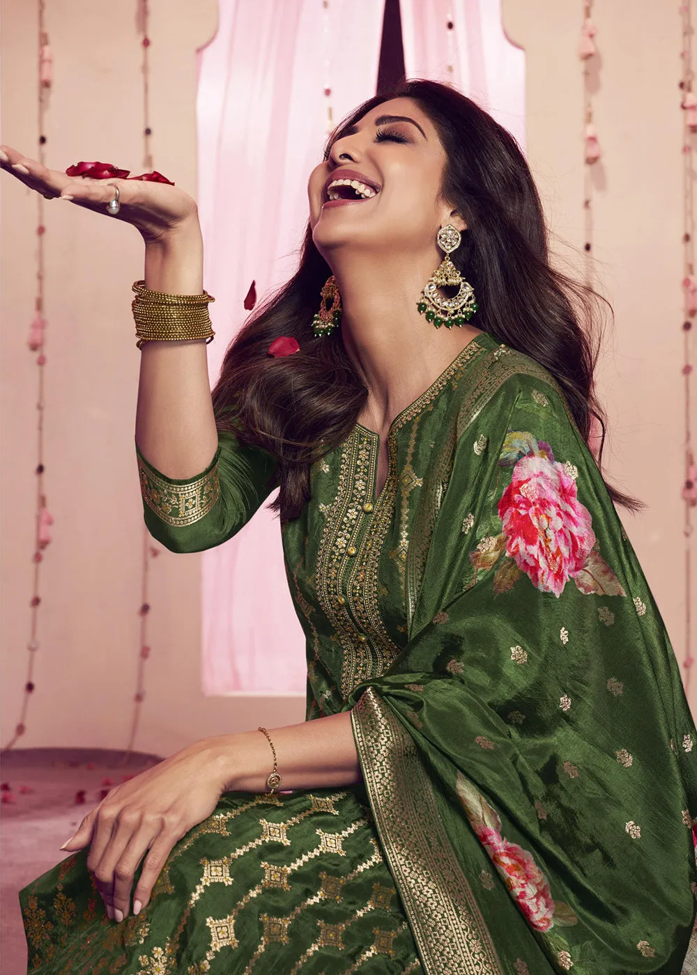 Shilpa Shetty Light Green Mehndi Wear Salwar Suit