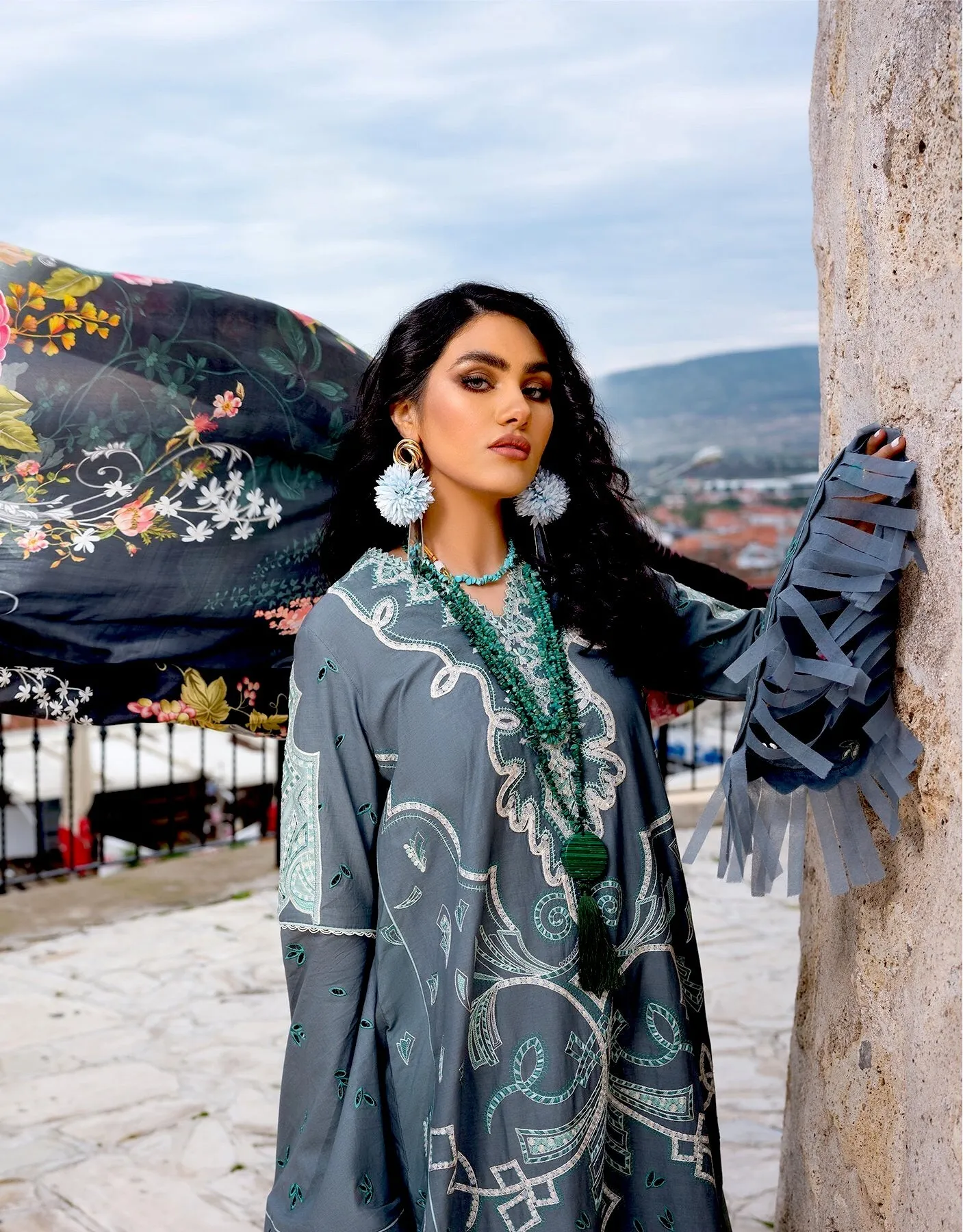 Sifa Lawn by Zunaira Raza – SL-03 A (Fringe Affair)
