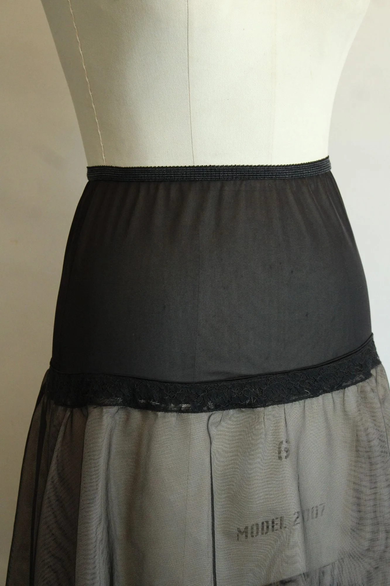 Vintage 1950s Black Crinoline with Beige Tulle Inside